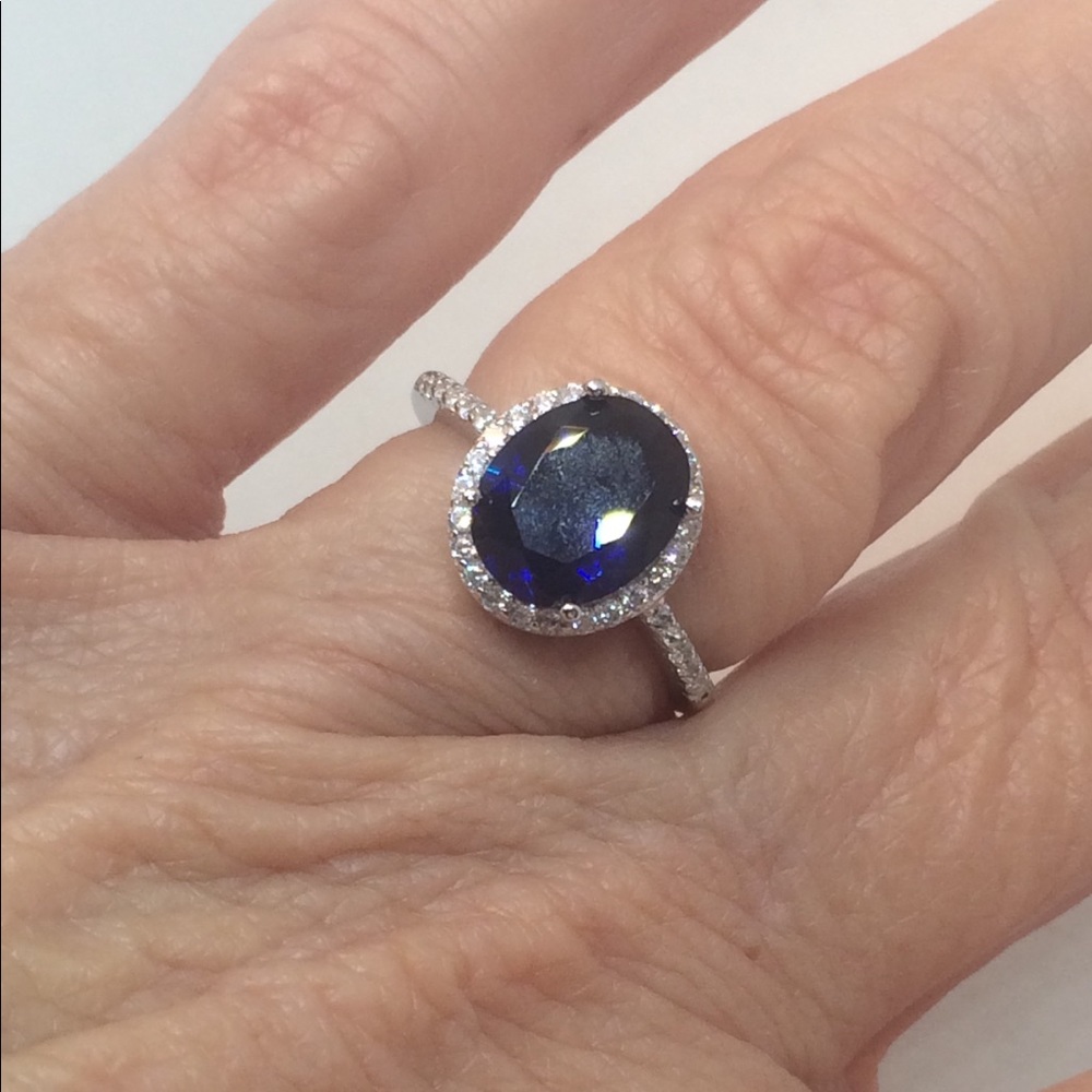 ๐๐5 Ct. BLUE SAPPHIRE STERLING SILVER RING - Picture 5 of 8